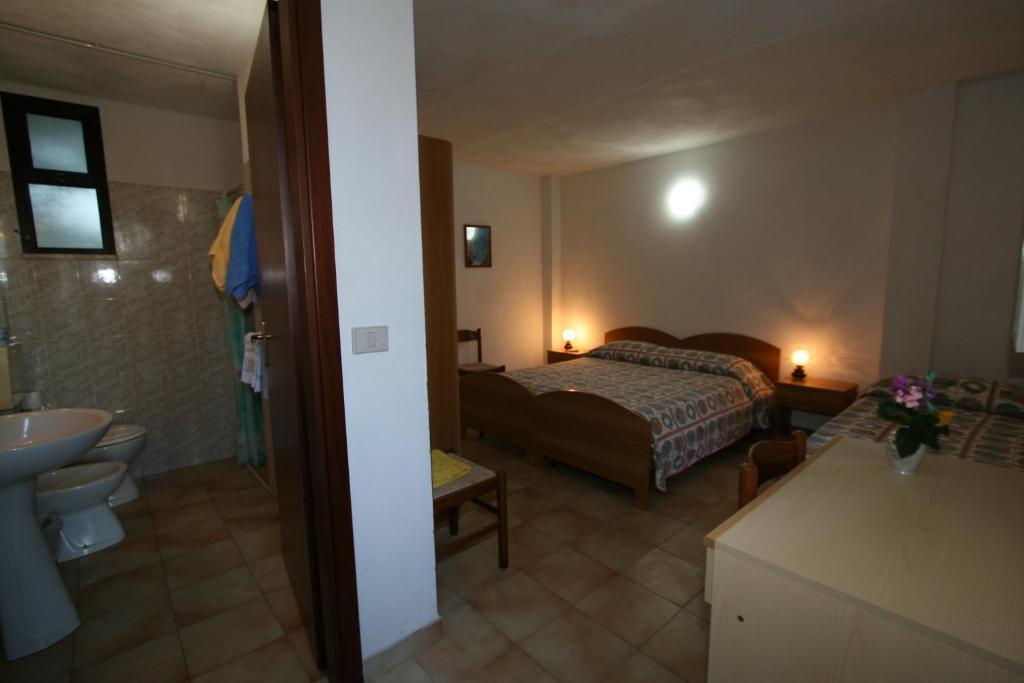 Hotel Club Poseidon Stalettì Quarto foto